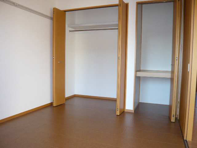 収納　※同タイプ